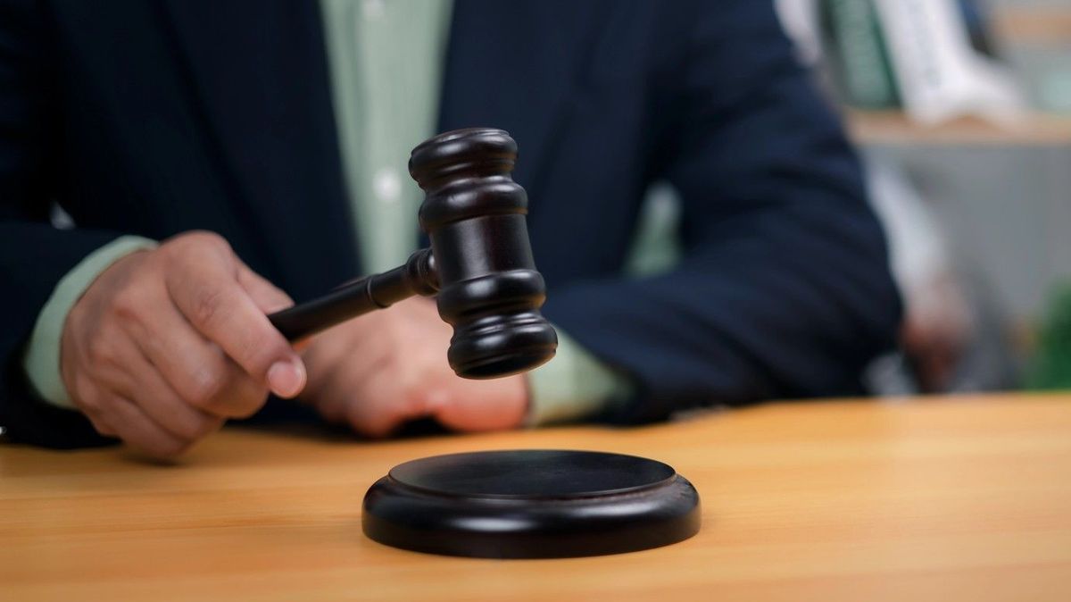 Britka zažalovala šéfa, protože jí nepopřál k výročí nástupu do firmy